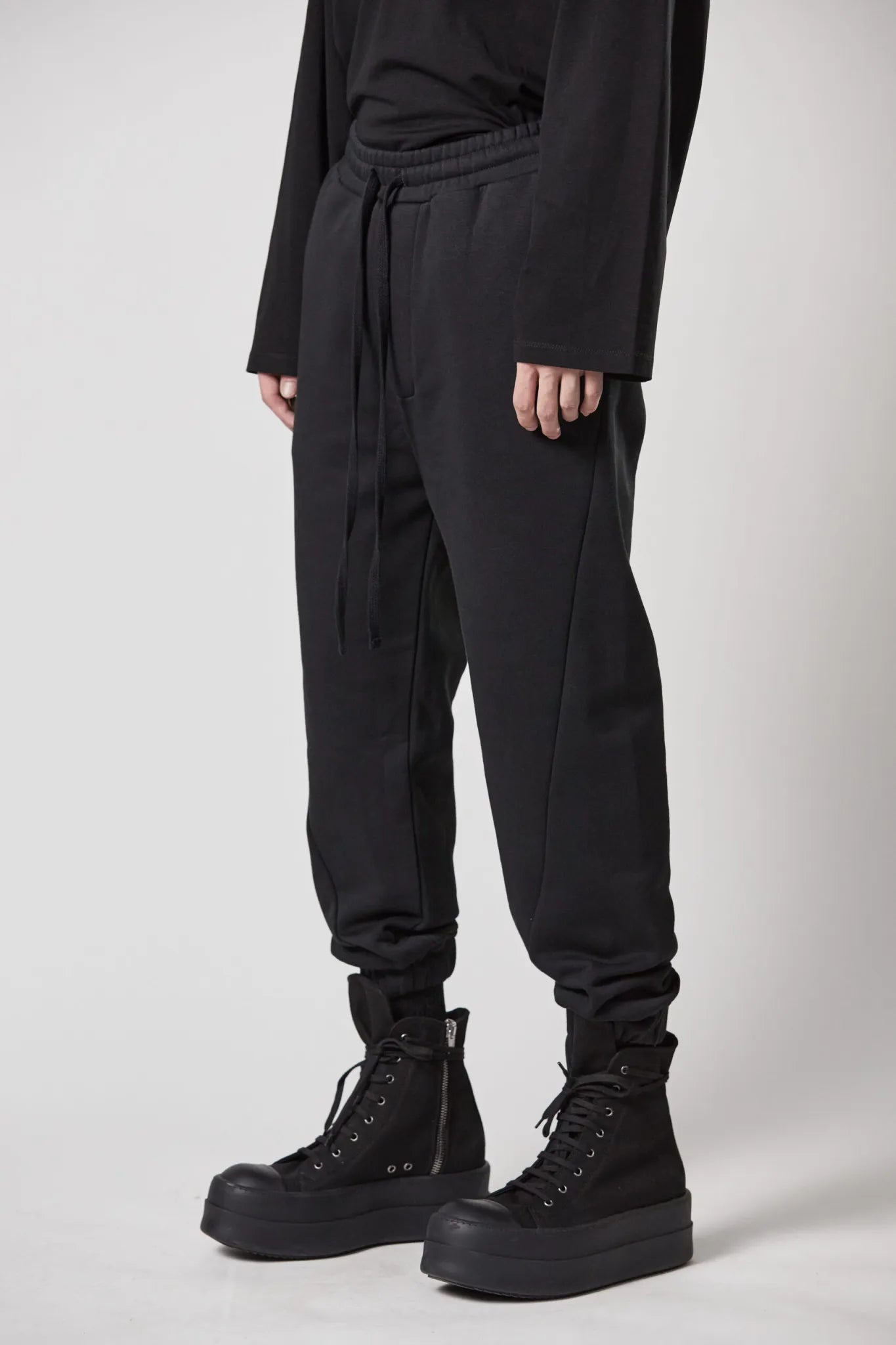 Black Trousers- Mst 458