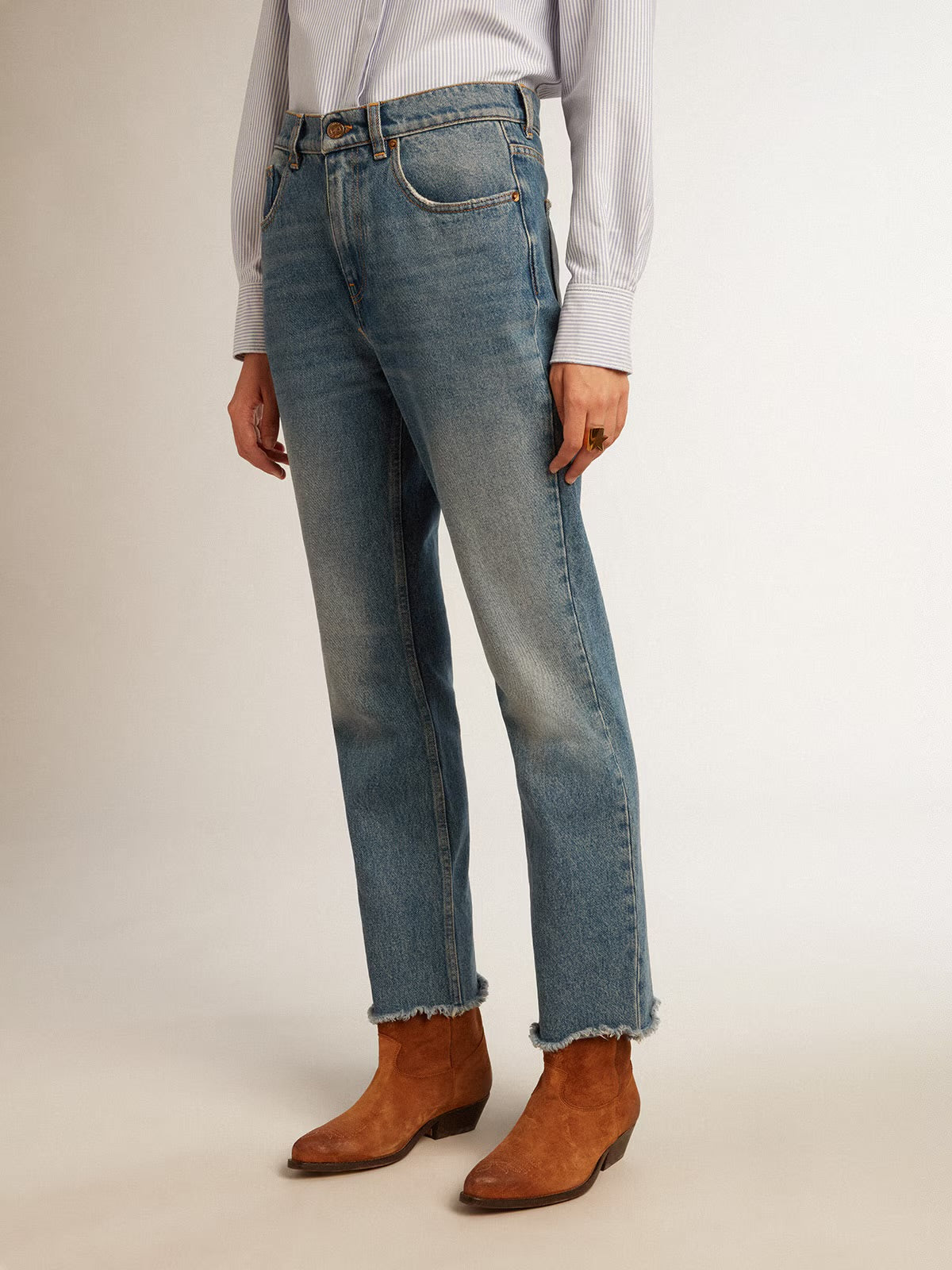 Women'S Cropped Flared Jeans With Medium Wash