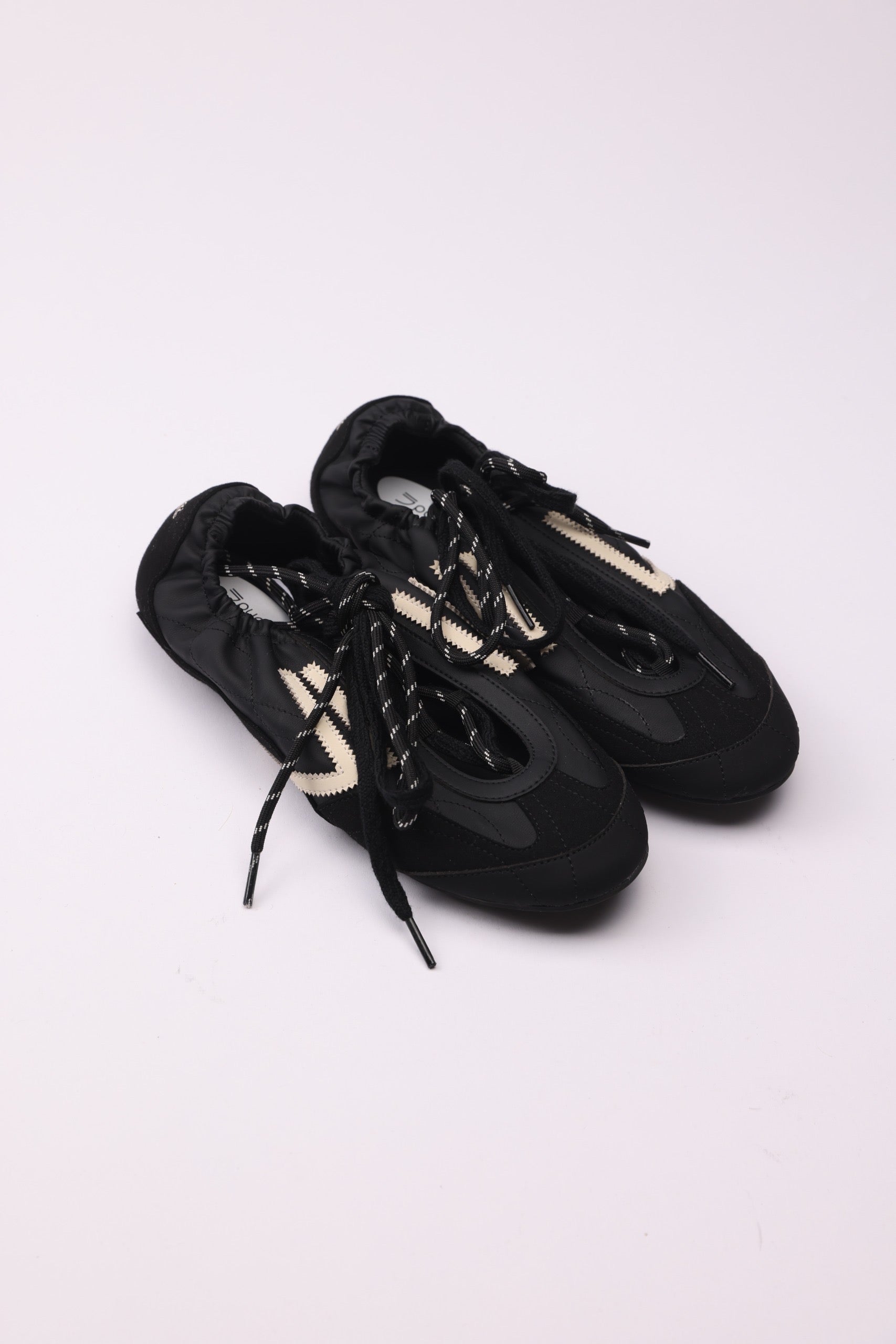 BLACKOUT