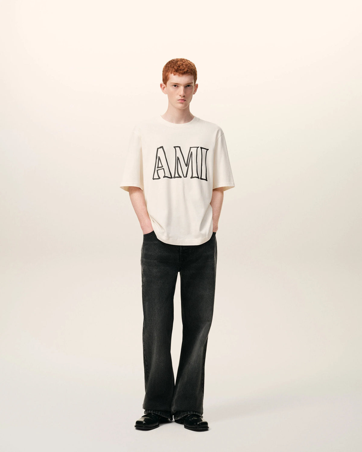 WHITE COTTON AMI PARIS PRINT T-SHIRT