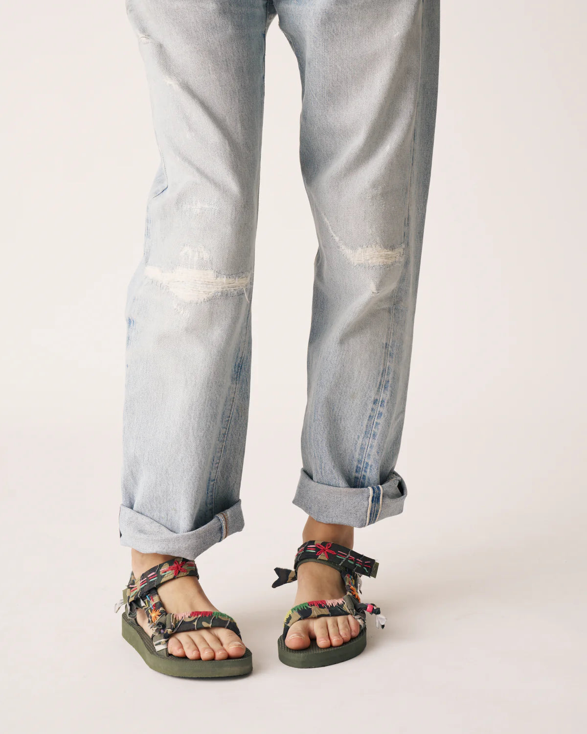 Trekky camo embroidered