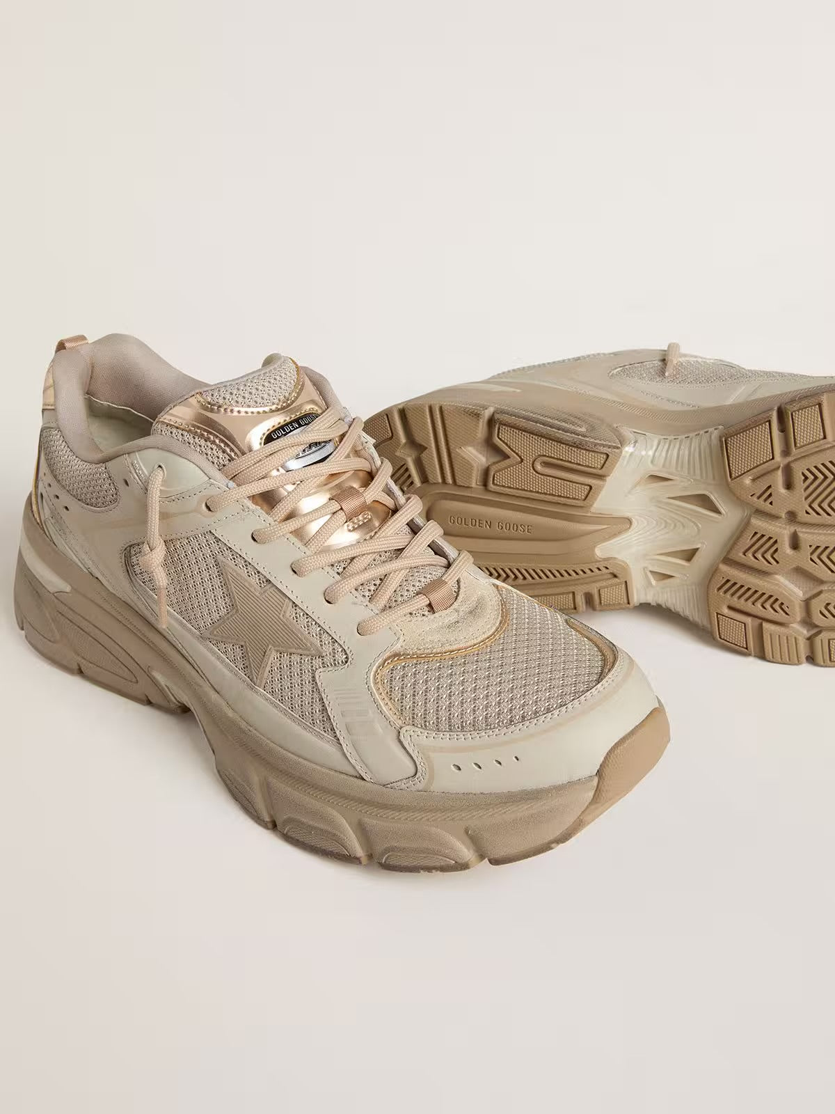 Lightstar in dove-gray leather and mesh with beige TPU star