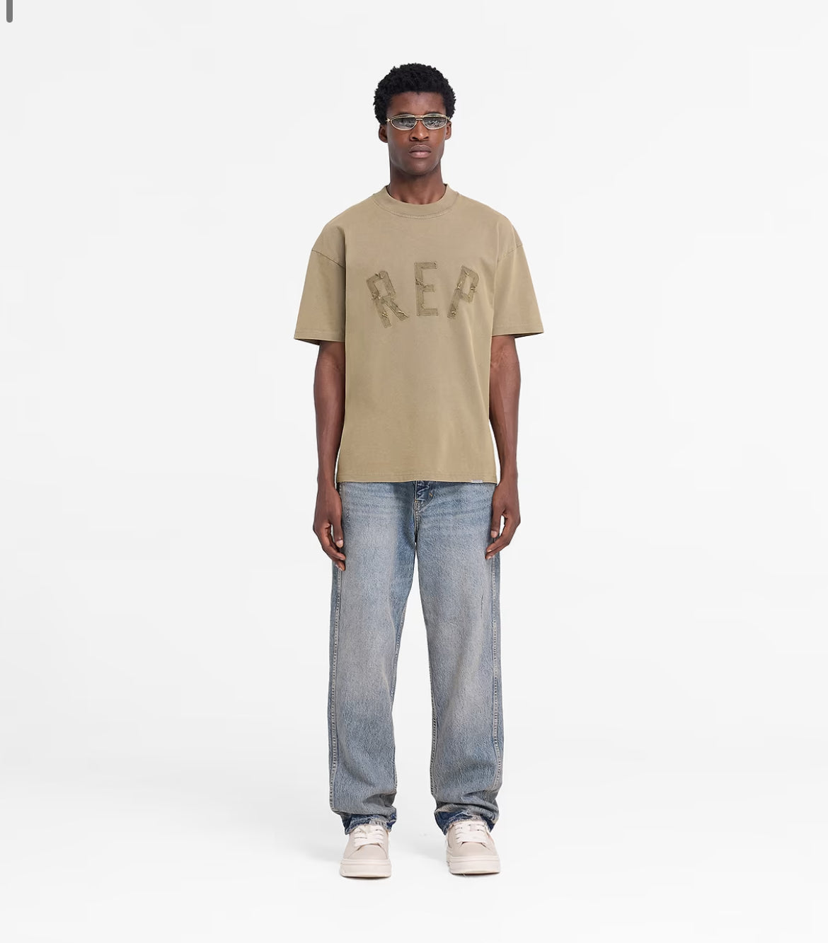 Rep Applique T- Shirt Fawn