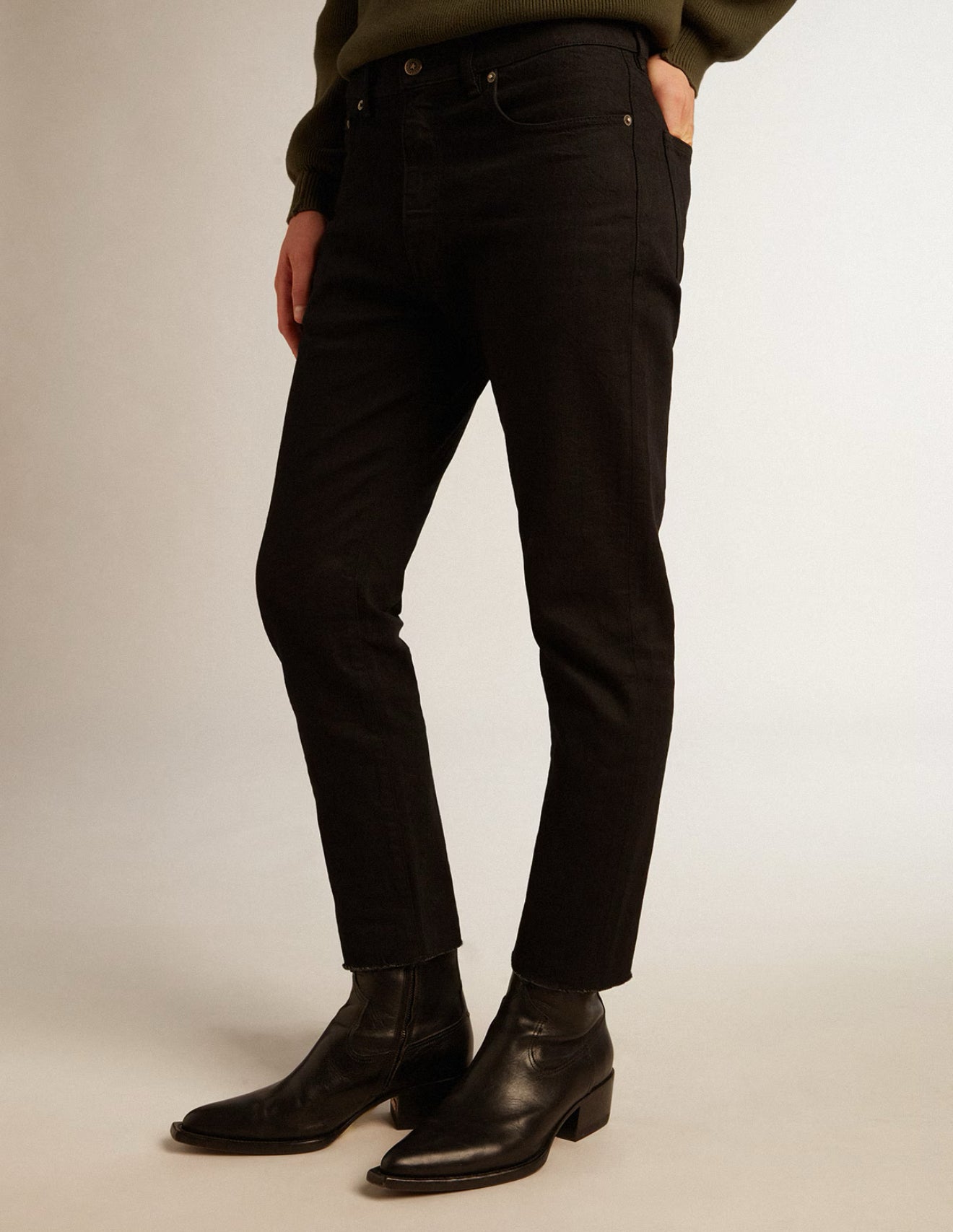 Black skinny jeans