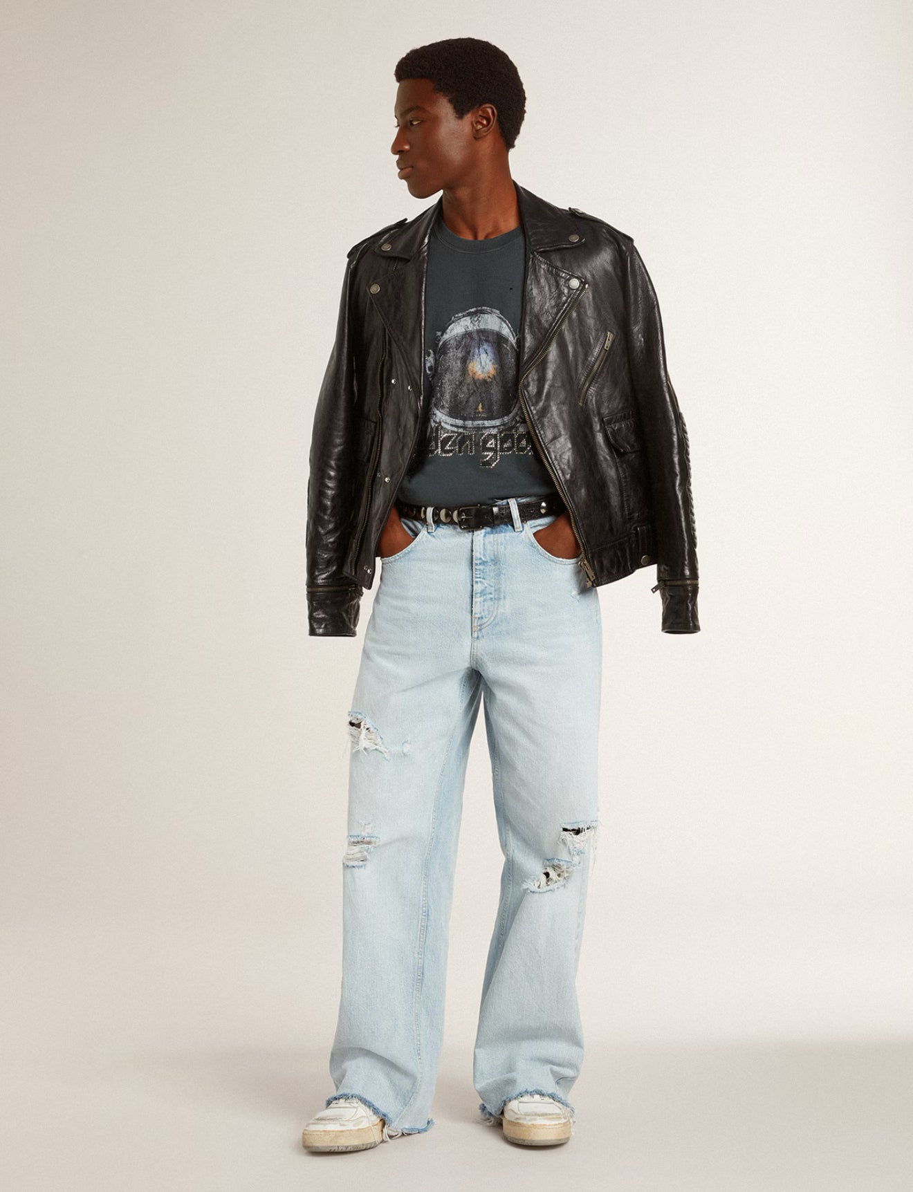 pants in lived-in effect denim