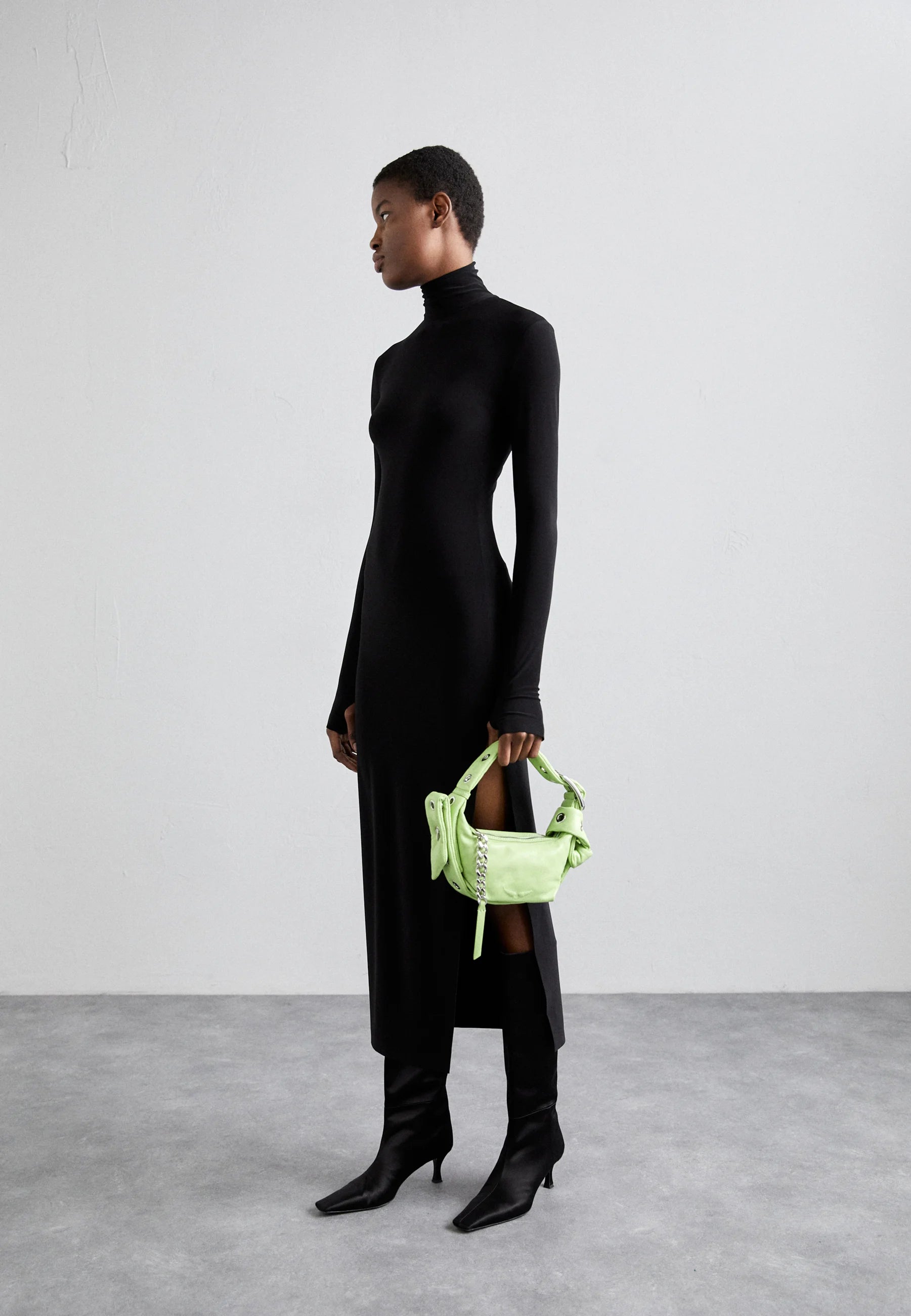 Le Cecilia Obsession Smooth Handbag - Tonic