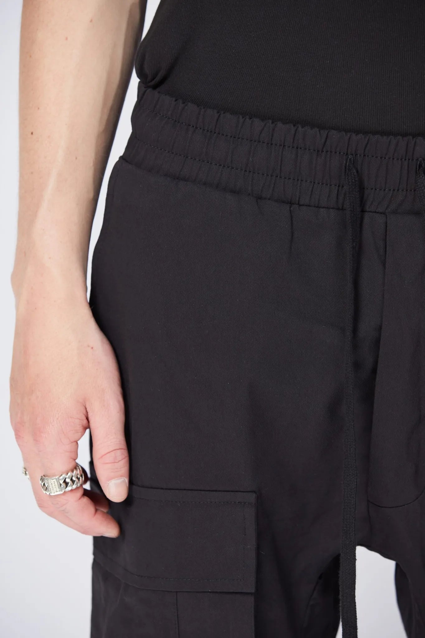 Nylon Pockets Oversized Trousers - Black