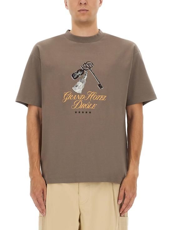Grand hotel tee