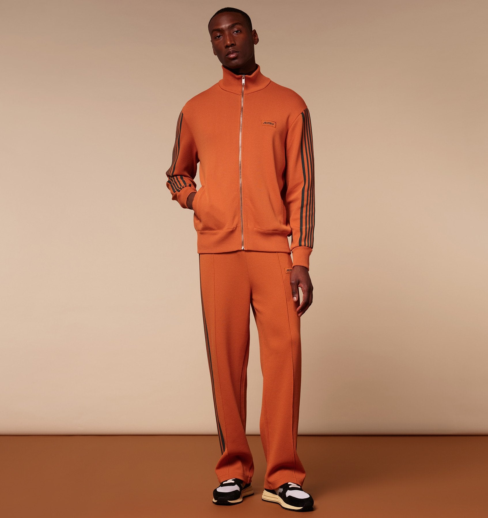 Autry Joggers In Red Viscose
