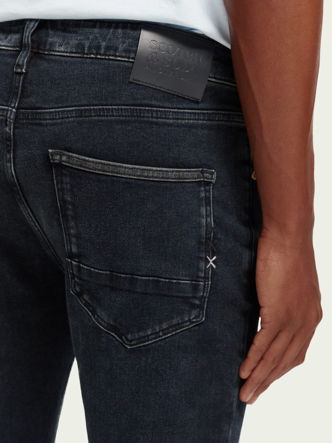 Skim Skinny Jeans Black-Old Soul