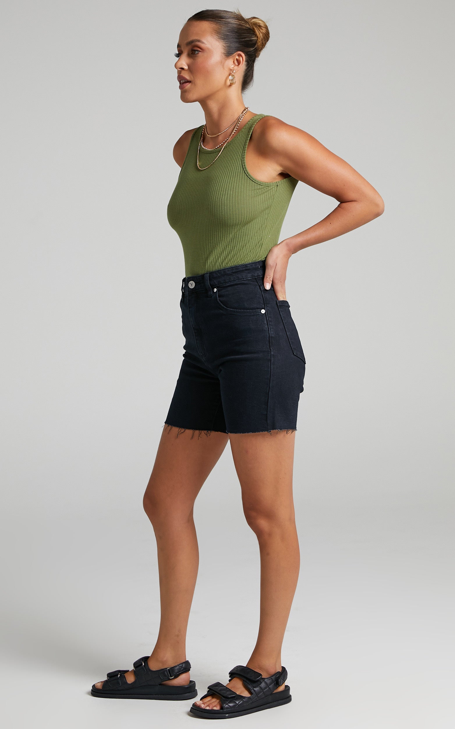 Claudia Dead Of Night Cut Off Short