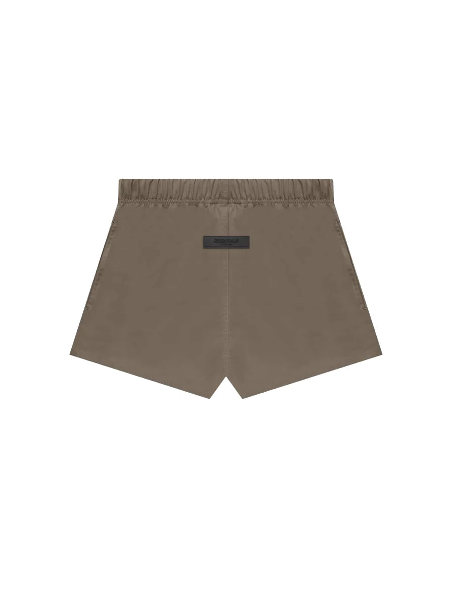 Women Dock Short Wood