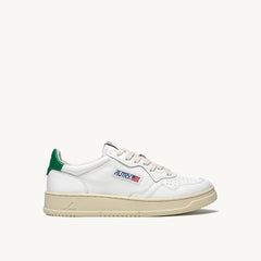 MEDALIST LOW SNEAKERS IN WHITE AND GREEN LEATHER