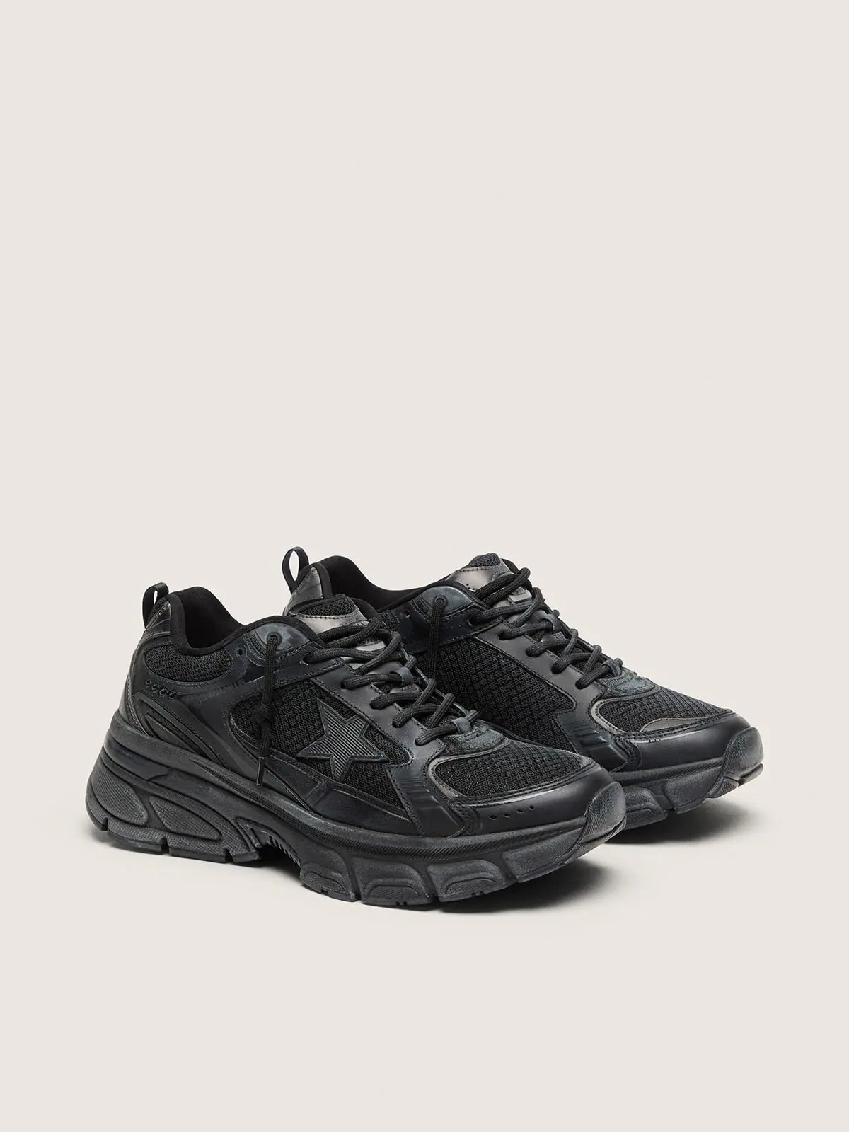 Women’s Lightstar with black leather and mesh upper and black star