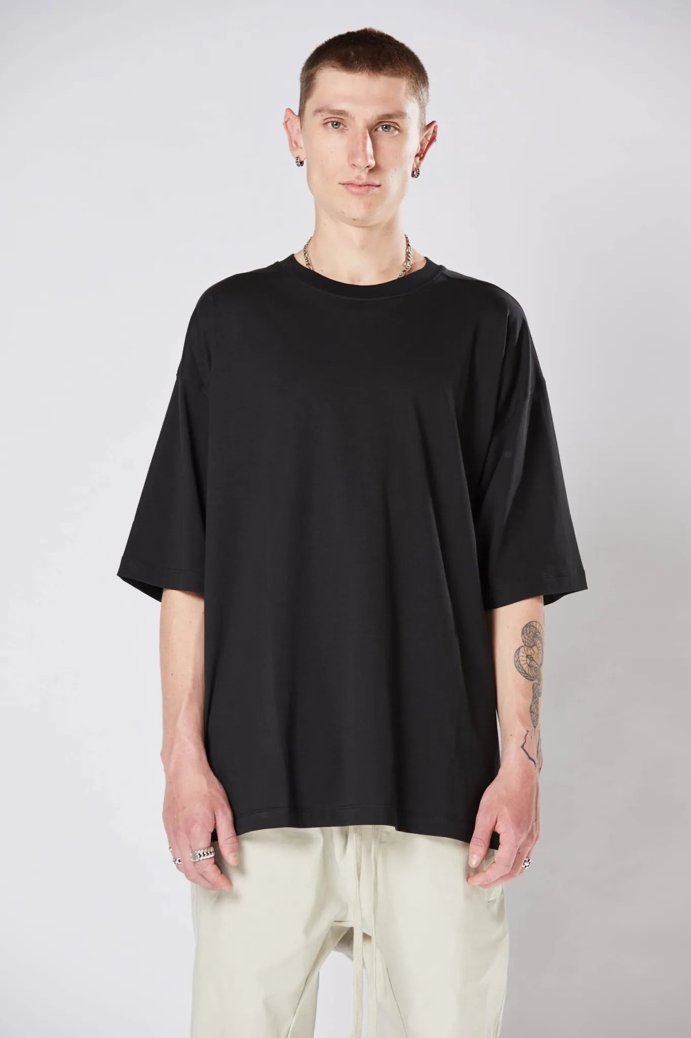 Oversized clasic tee - black