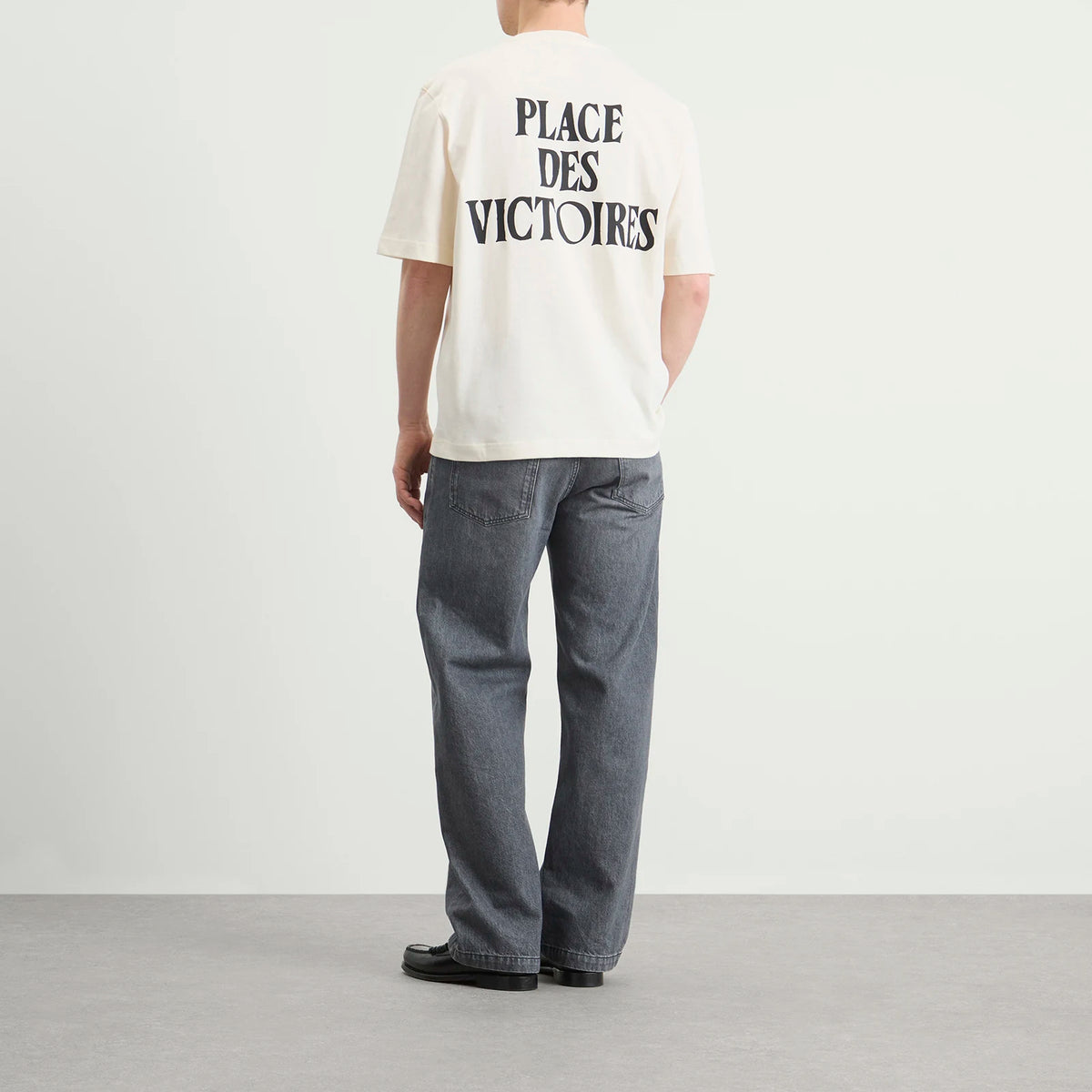 AMI PARIS BOXY FIT SHORT SLEEVE ADC T-SHIRT
Blanc Creme