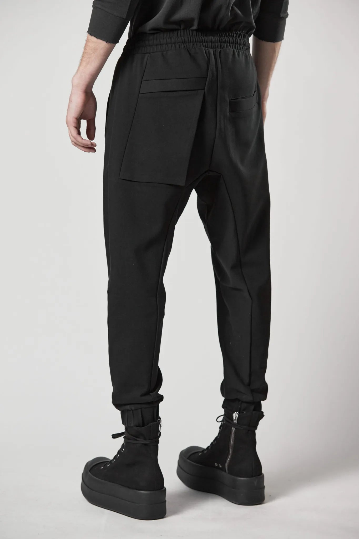 Black trousers- mst 462