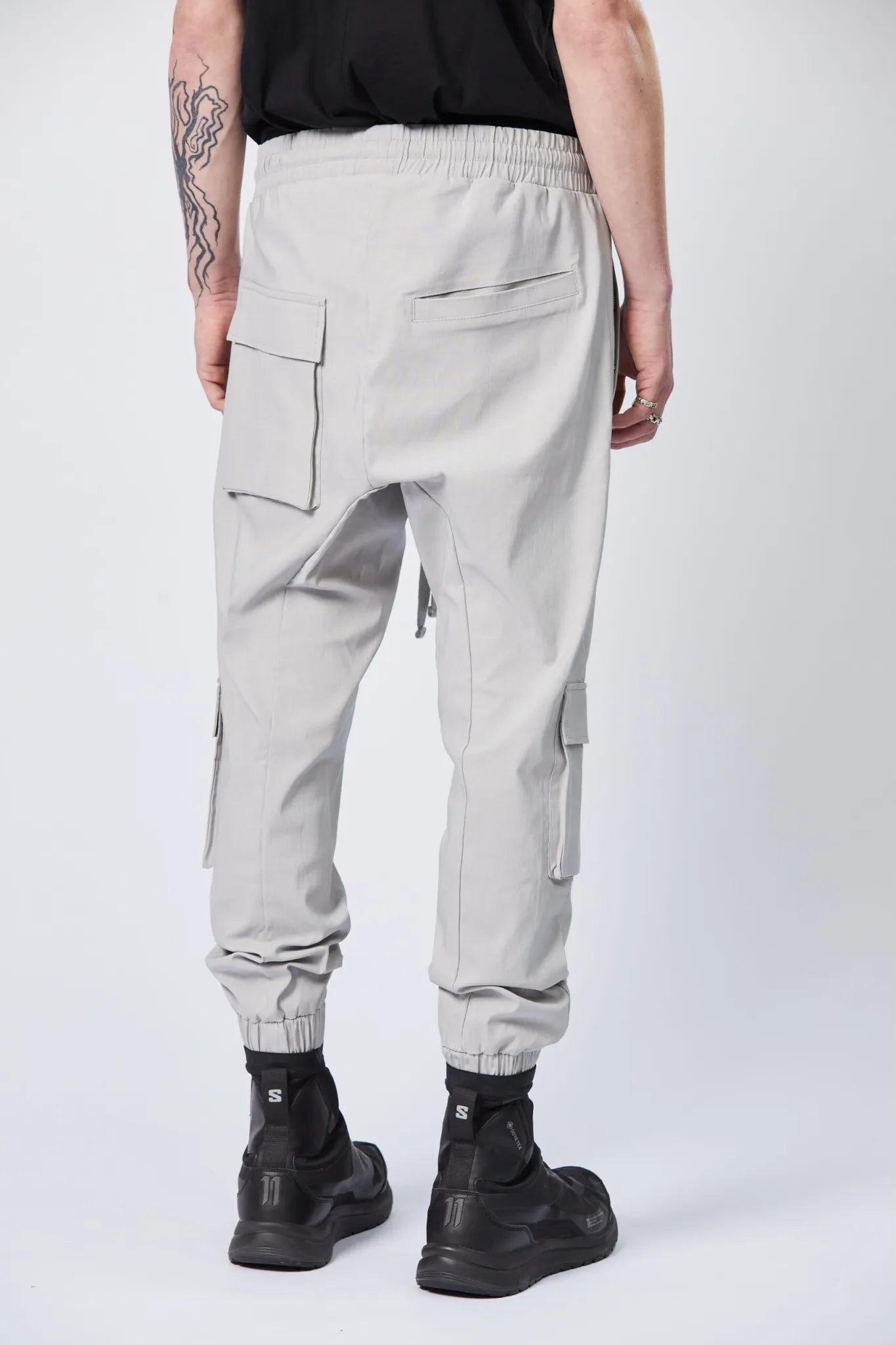 3d back pocket trousers - silver