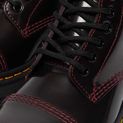 DR. MARTENS SINCLAIR JUNGLE BOOT ARCADIA CHERRY RED מגפי ד"ר מרטינס סינקלייר לנשים
