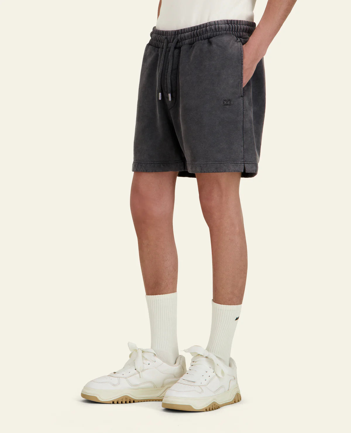BLACK JON SHORTS