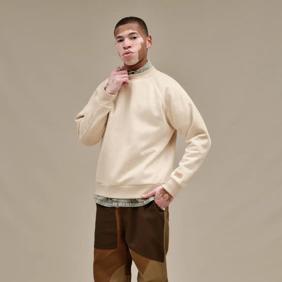 Classic Crewneck - sand heather