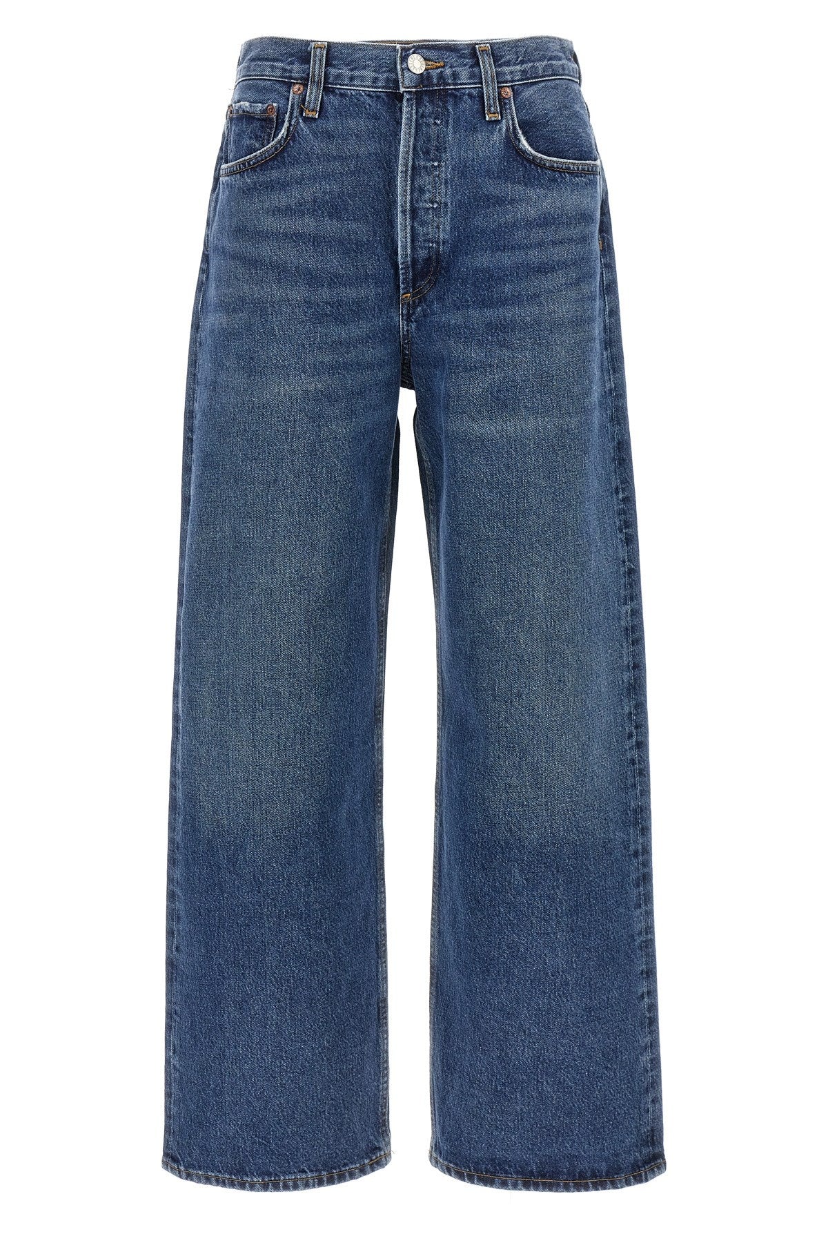 Low slung baggy jeans