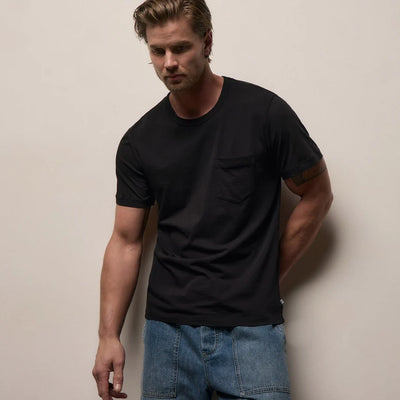 LIGHTWEIGHT JERSEY POCKET TEE