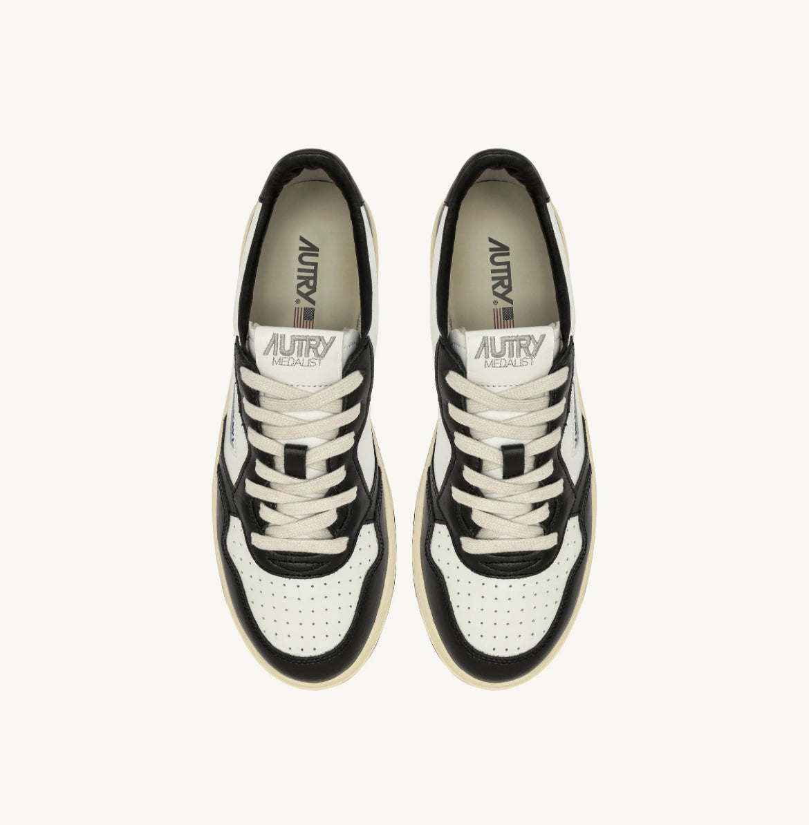 MEDALIST LOW SNEAKERS IN WHITE AND BLACK LEATHER WITH LETTERING