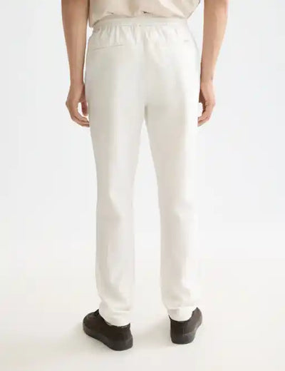 Regular straight fit