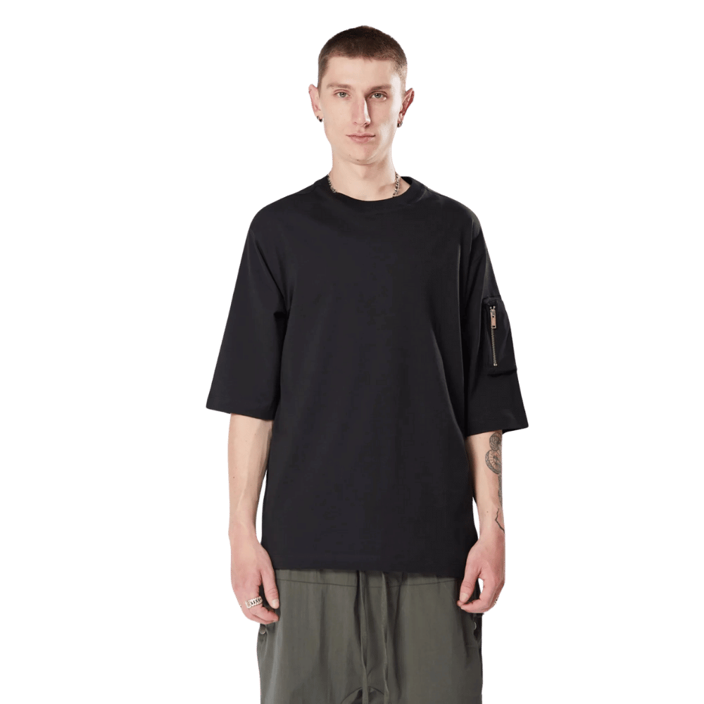 Side pocket tee - black