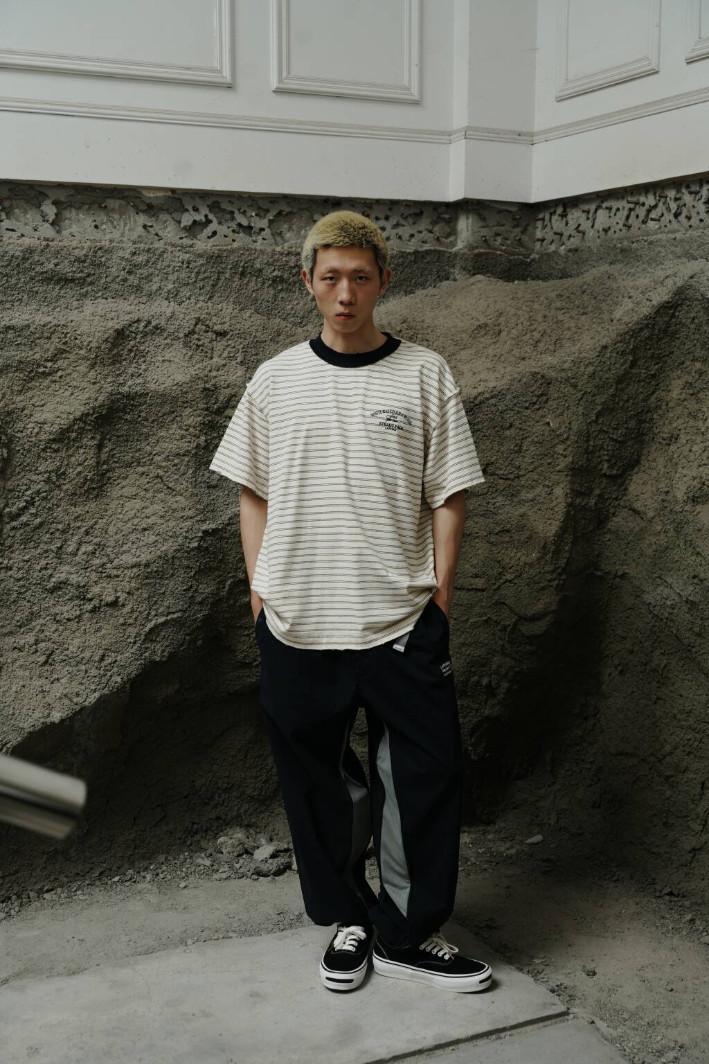 LAPIVIMA STRIPED T-SHIRT - WHITE/NAVY