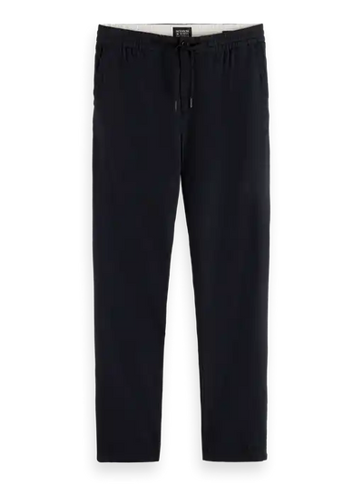 Regular straight fit