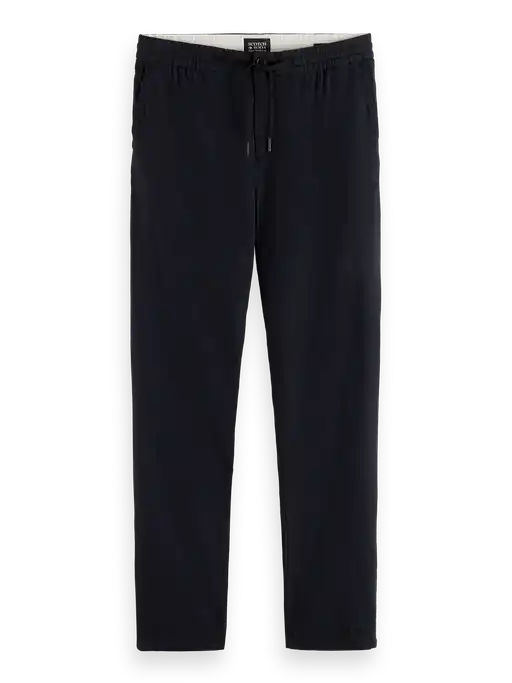 Regular straight fit