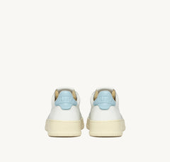 MEDALIST LOW SNEAKERS IN LEATHER COLOR WHITE LIGHT BLUE