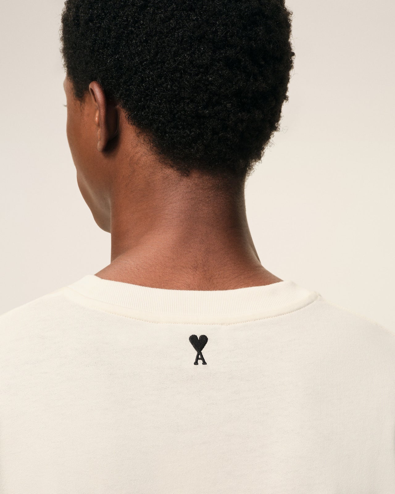 WHITE COTTON THANK YOU FOR BEING A FRIEND PRINT T-SHIRT
Short sleeves t-shirt in thick cotton jersey.