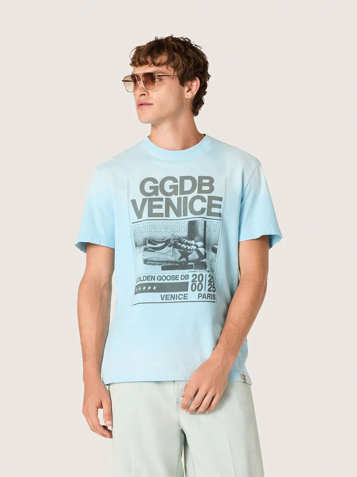 Men’s T-shirt in light blue cotton jersey with graphic print