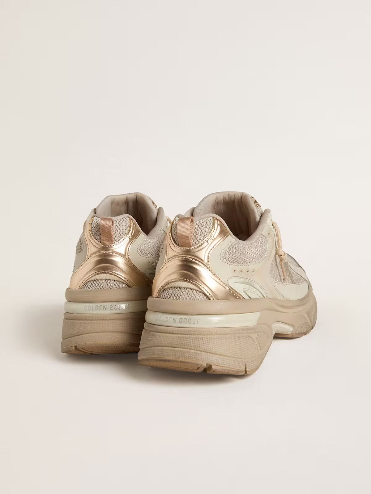 Lightstar in dove-gray leather and mesh with beige TPU star