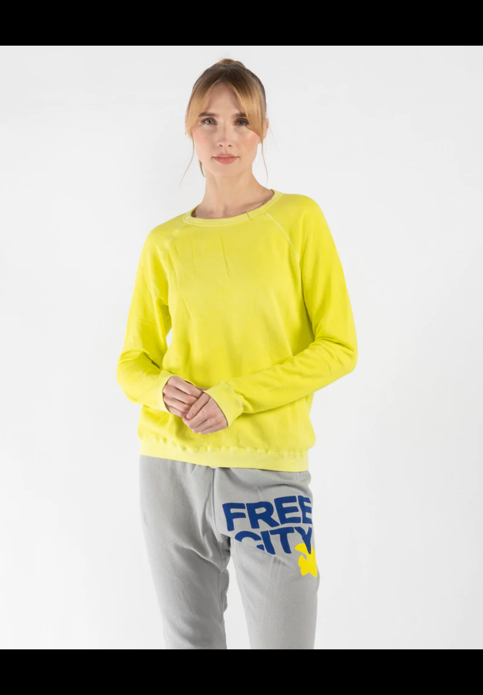 Free city lucky rabbits sweatshirt - yellow rabbit