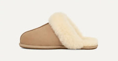 Woman’s Scuffette II slippers - sand