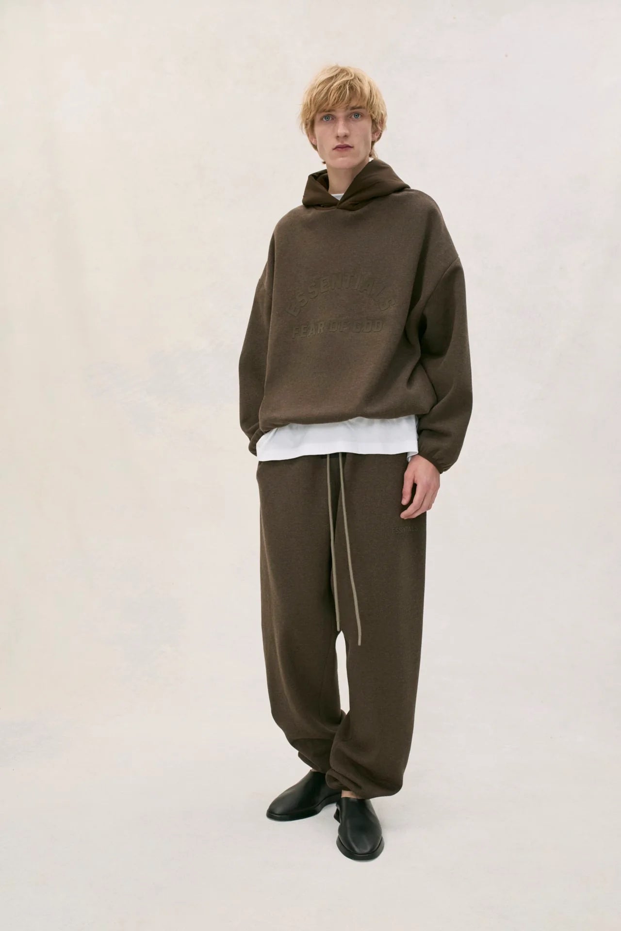 ESSENTIALS SWEATPANTS HEATHER WOOD