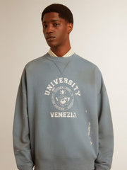 Oversized sweatshirt in baby blue with distressed finish