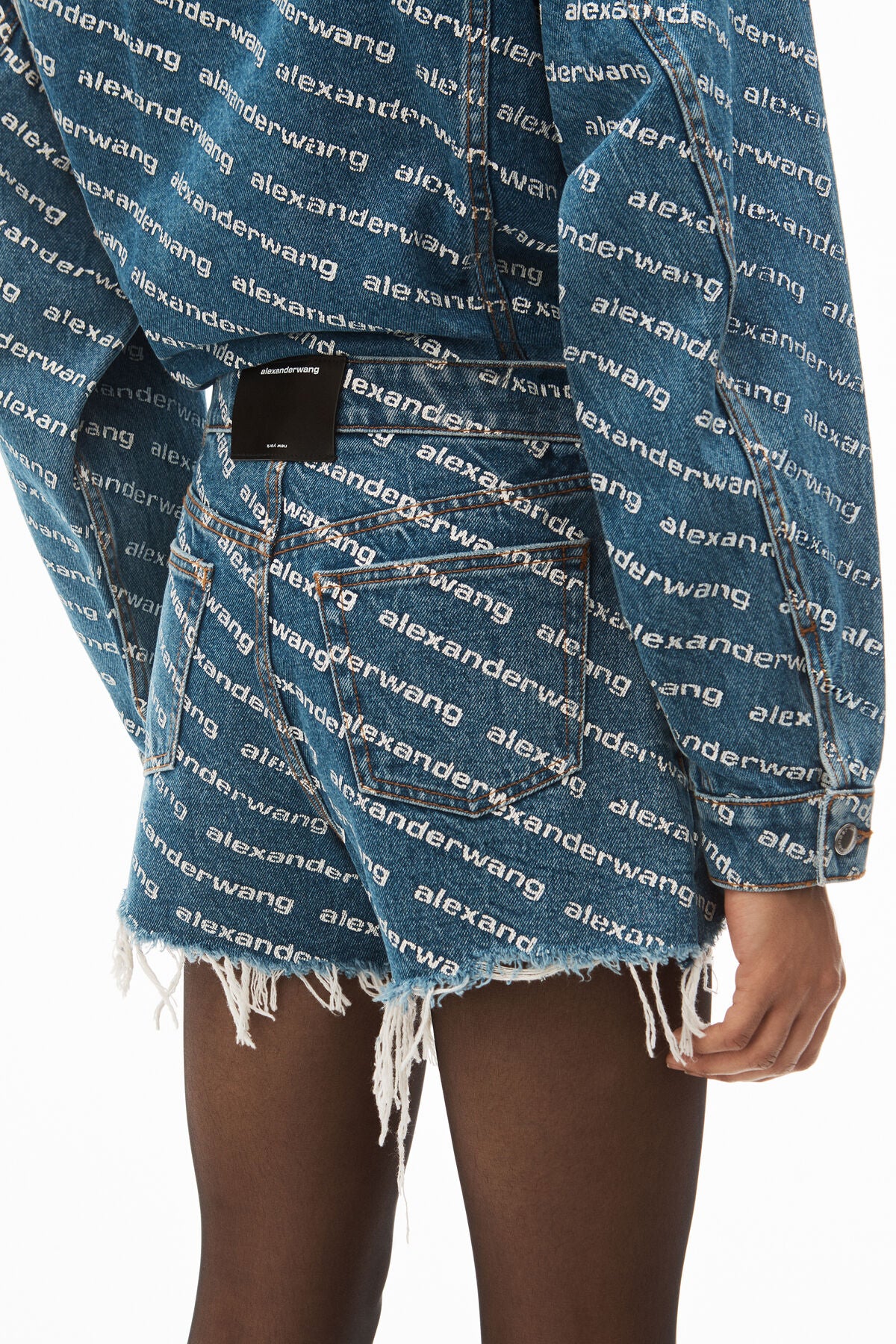 bite logo short in deep blue denim