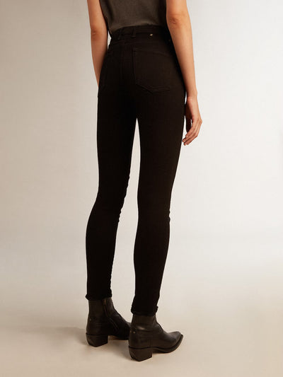 Woman’S Black Skinny Jeans