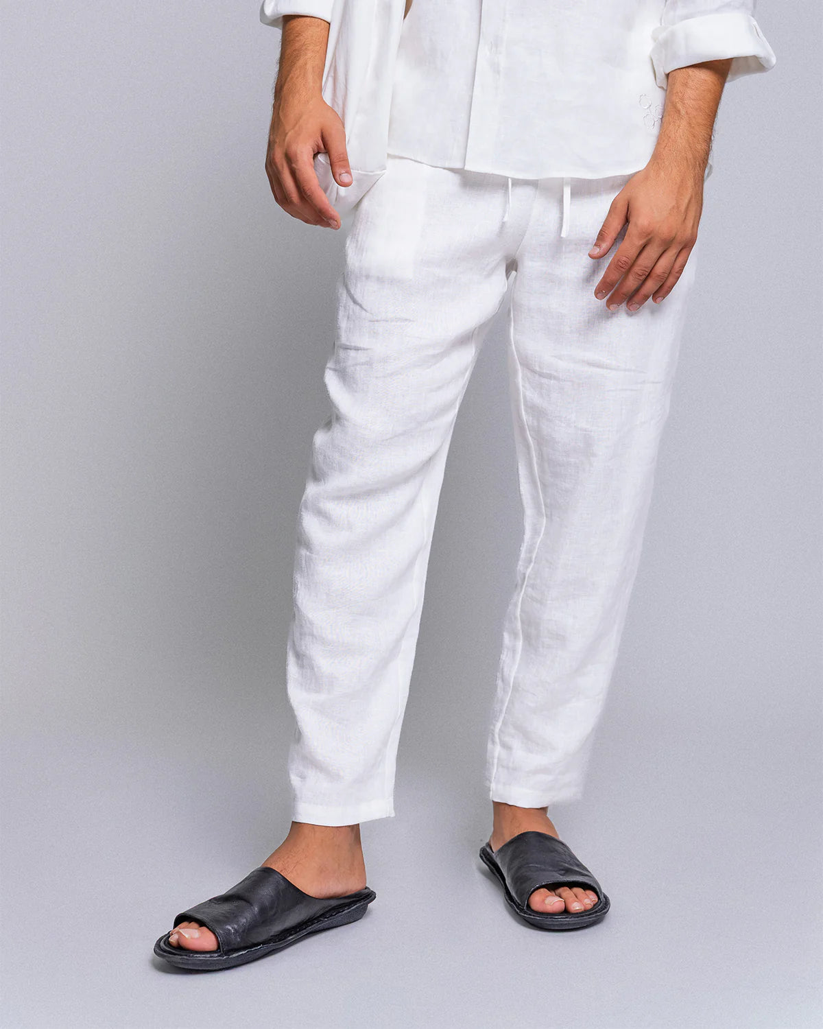 LINEN TROUSERS 02