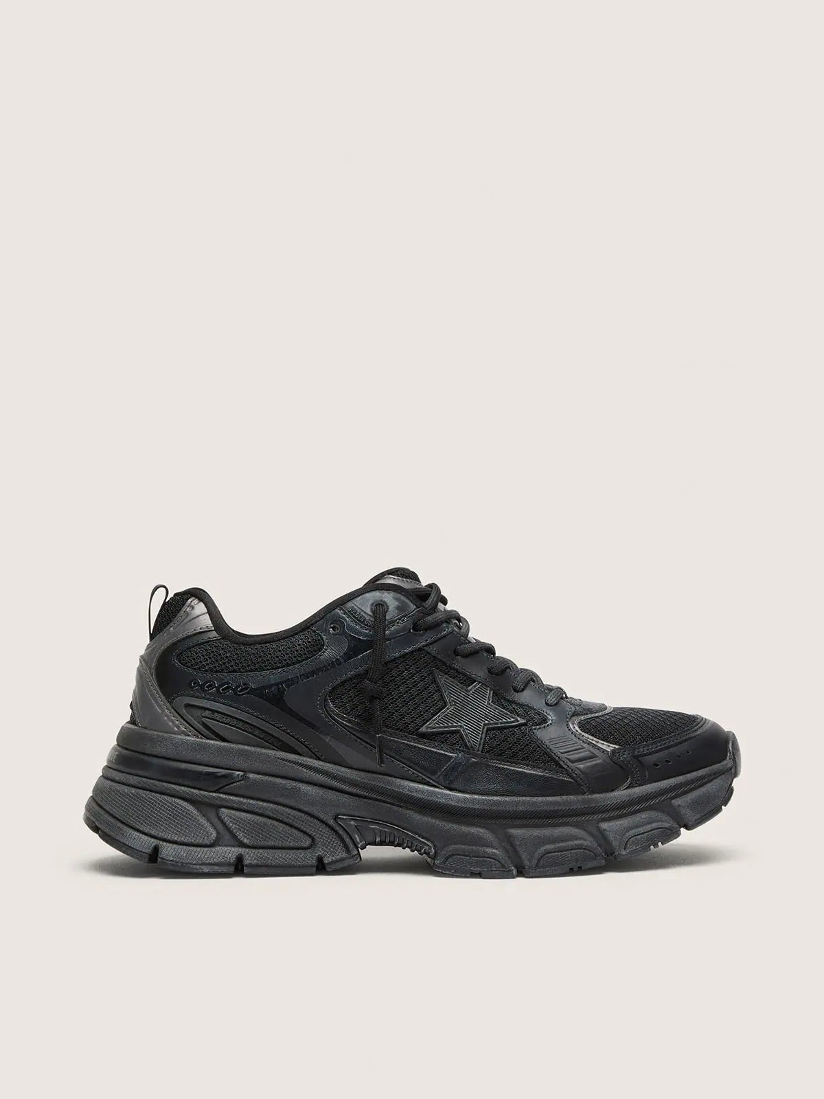 Women’s Lightstar with black leather and mesh upper and black star