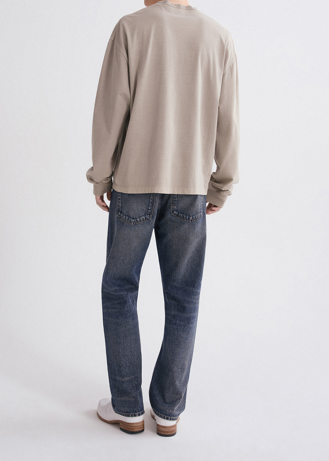 90'S JEAN (WEIGHTLESS) IN KISMET