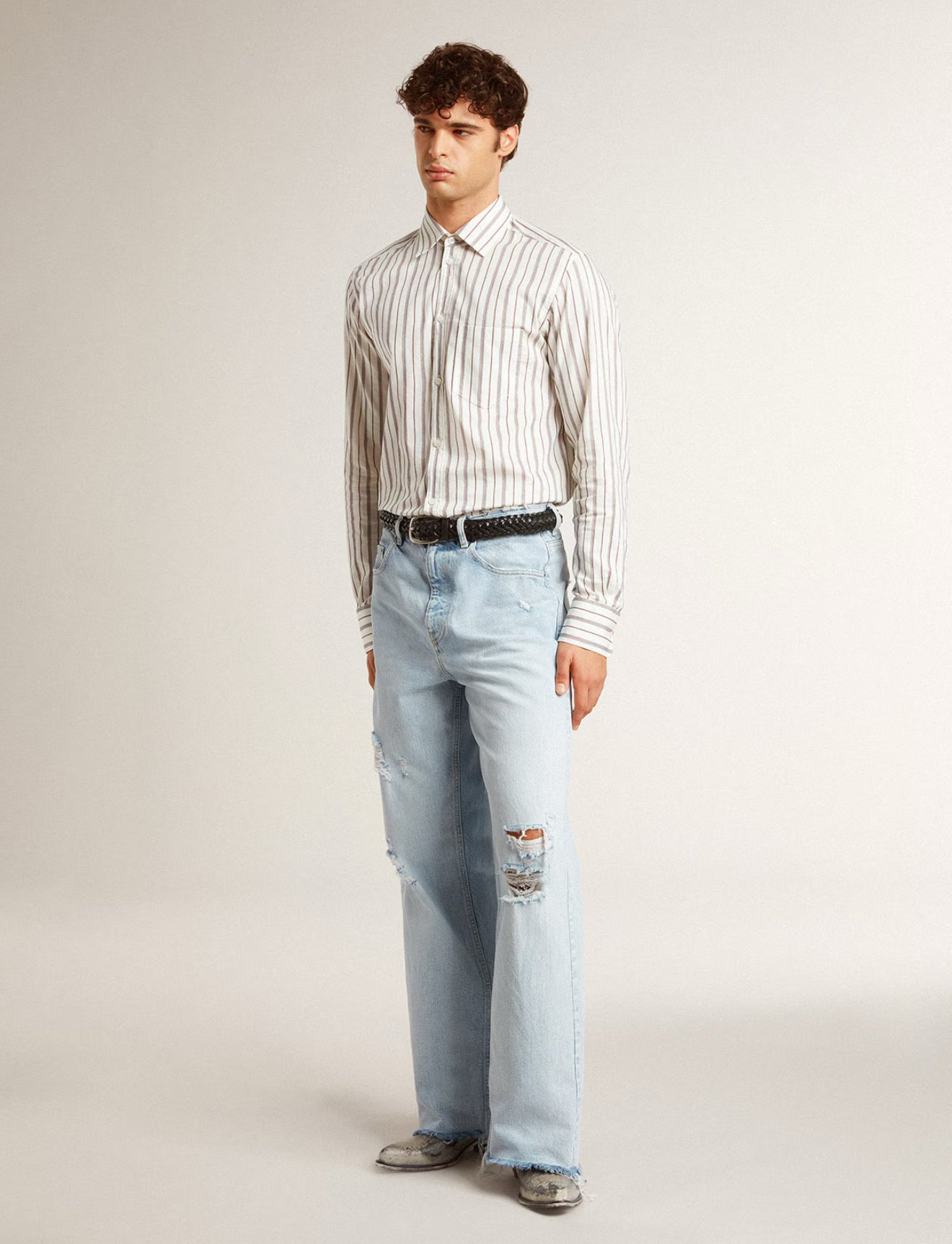 pants in lived-in effect denim