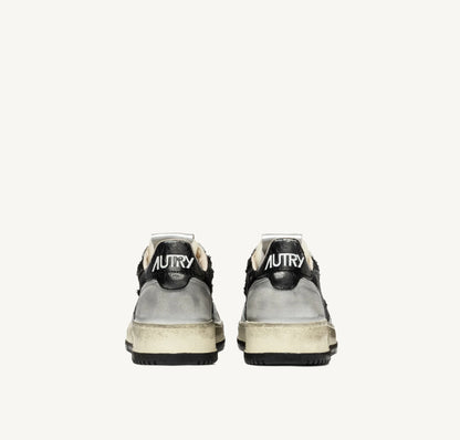 Medalist super vintage sneakers