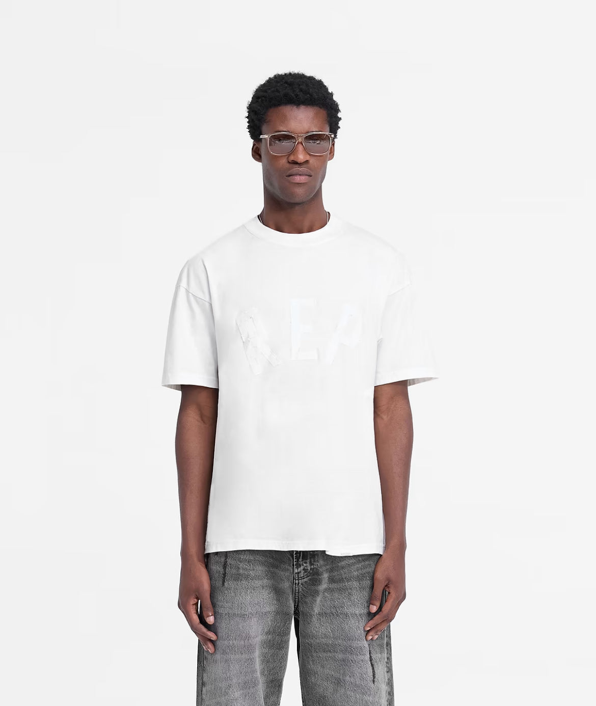 Rep applique t- shirt flat white