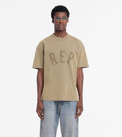 Rep Applique T- Shirt Fawn